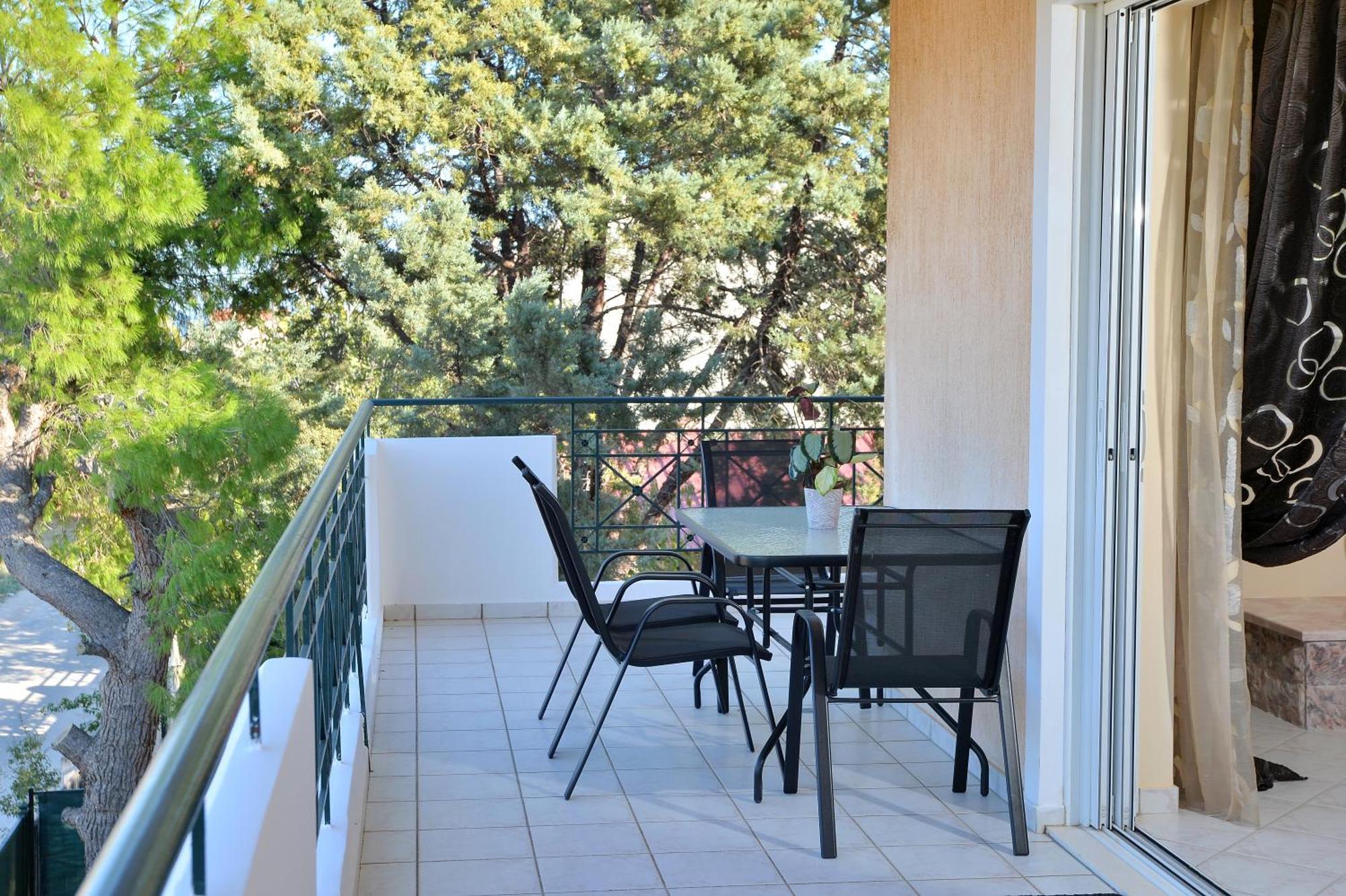 Domelia'S Luxury Apartments Near Airport & Beach Artémida Eksteriør bilde